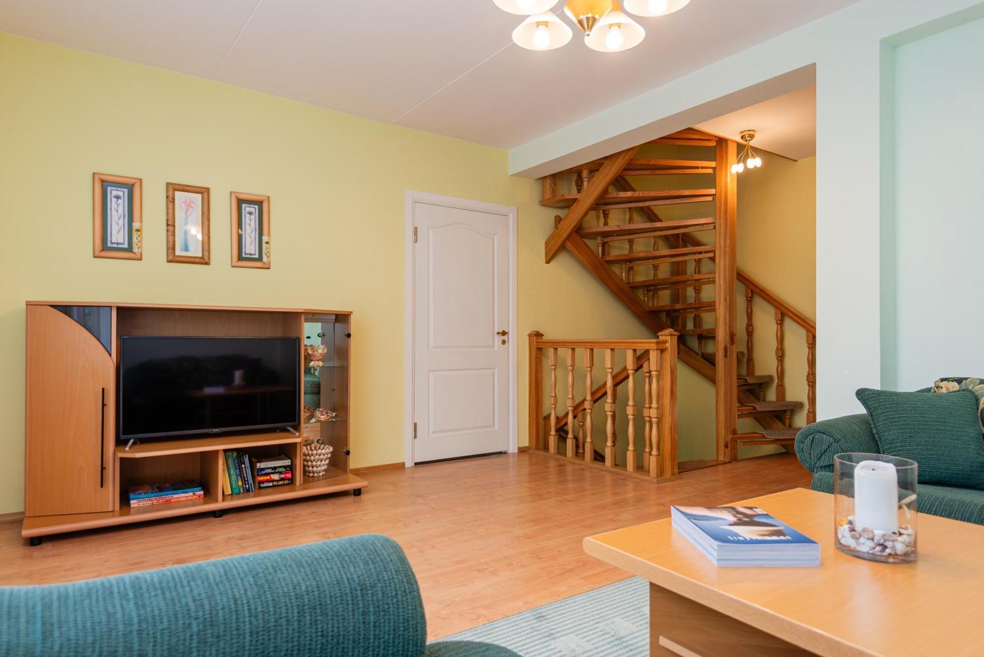 Family Inn Cottage With Terrace Palanga Exterior foto