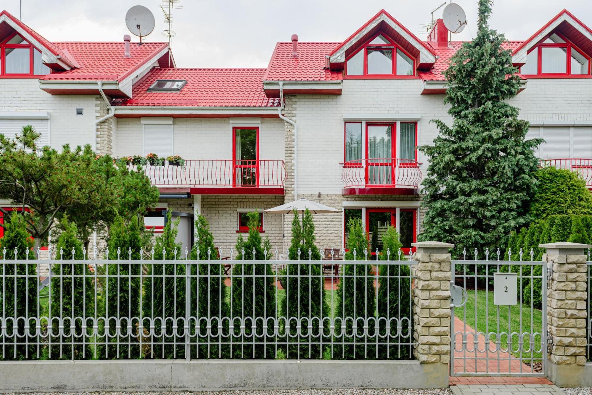 Family Inn Cottage With Terrace Palanga Exterior foto