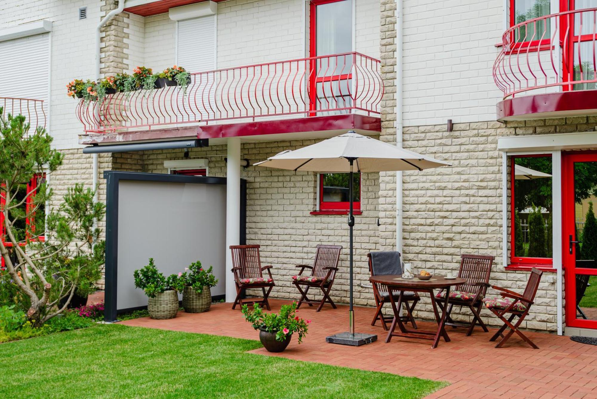 Family Inn Cottage With Terrace Palanga Exterior foto